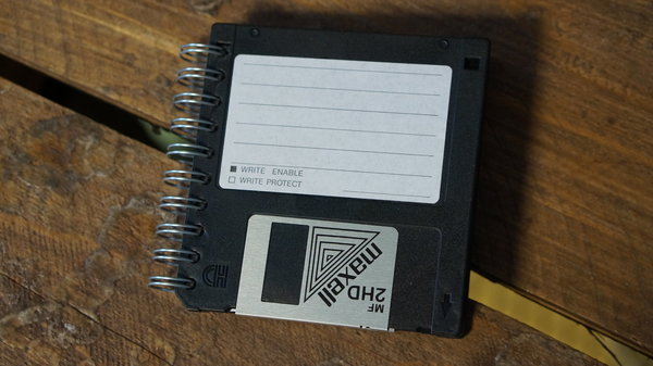 3,5" Disketten-Notizbuch (schwarz)