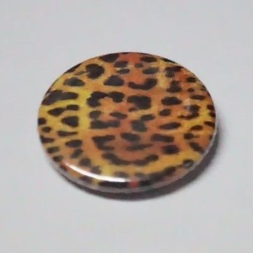 Button "Leopard"
