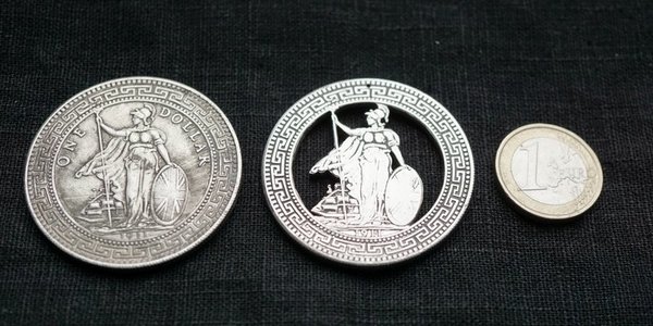 Amulett aus Münze - 1 Britischer Handelsdollar - Britannia